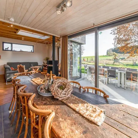 Ferienhaus Luxurious House With Sauna In A Farm In *