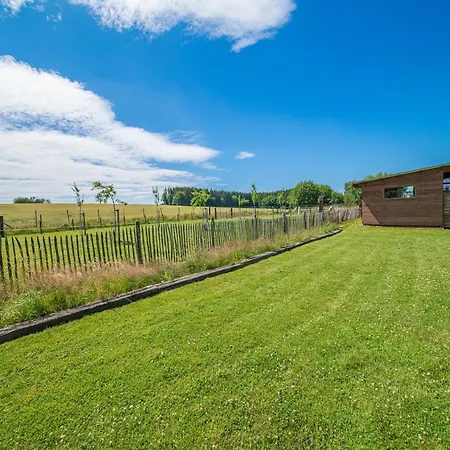 別荘 Luxurious House With Sauna In A Farm In