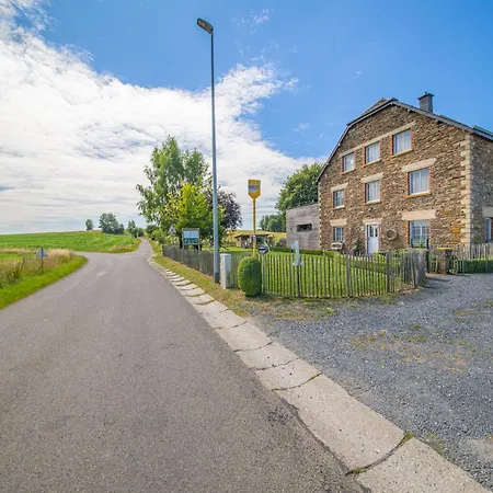 Luxurious House With Sauna In
