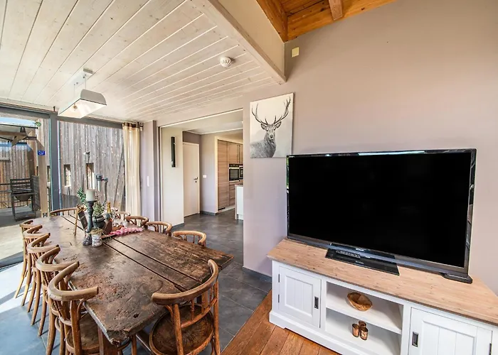 Luxurious House With Sauna In Nyaraló *