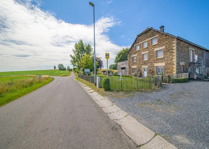 Luxurious House With Sauna In